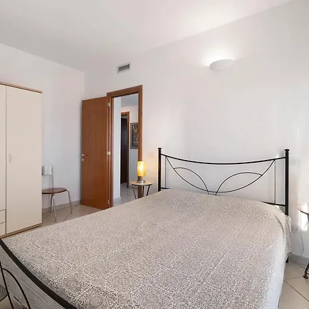 Casa Santi Olivo Giustenice